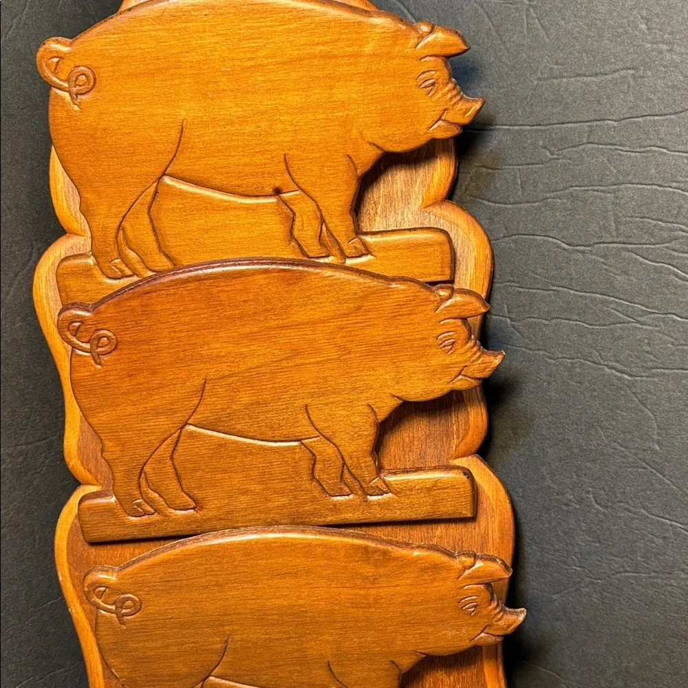 Vintage 3 Slotted Pig Letter Holders And Key Chain Holders! Farm Country Style!